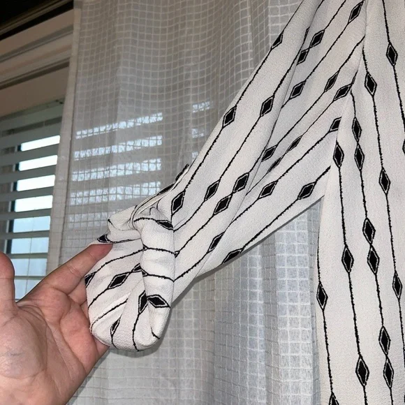 Cure Blouse - Picture 5 of 9